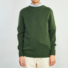 Load image into Gallery viewer, Country of Origin Seamless Crew Sweater - Dark Green

